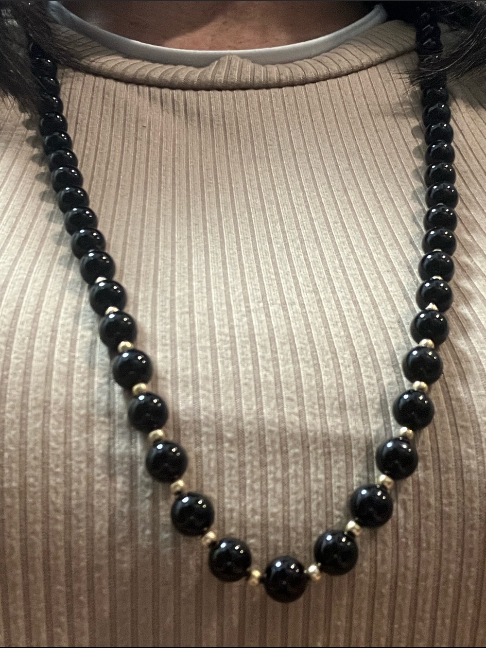 32” strand of 14K balls & Genuine Onyx - Picture 15 of 16